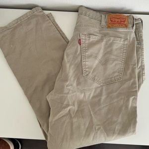 Levi’s khaki 38x30